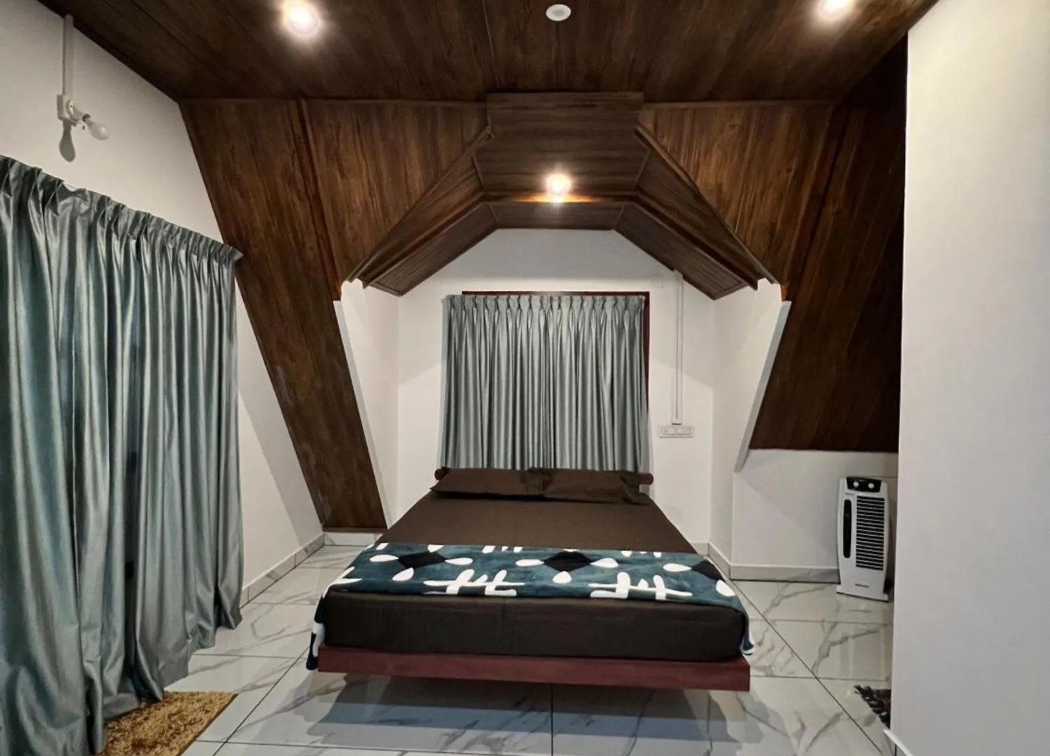 Verdant Peaks Homestay 바가몬 0*,  인도